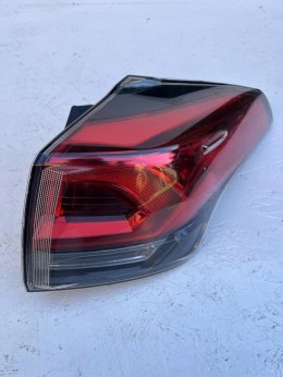 TOYOTA RAV4 IV 4 LIFT LAMPA PRAWA LED ORG