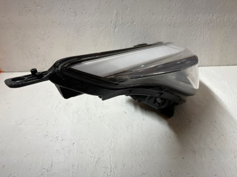 LAMPA PRZEDNIA PRZÓD PRAWA KIA CEED 2 II XENON LED FV WYS 24H LAMPA PRZEDNIA PRZÓD PRAWA KIA CEED 2 II XENON LED FV WYS 24H
