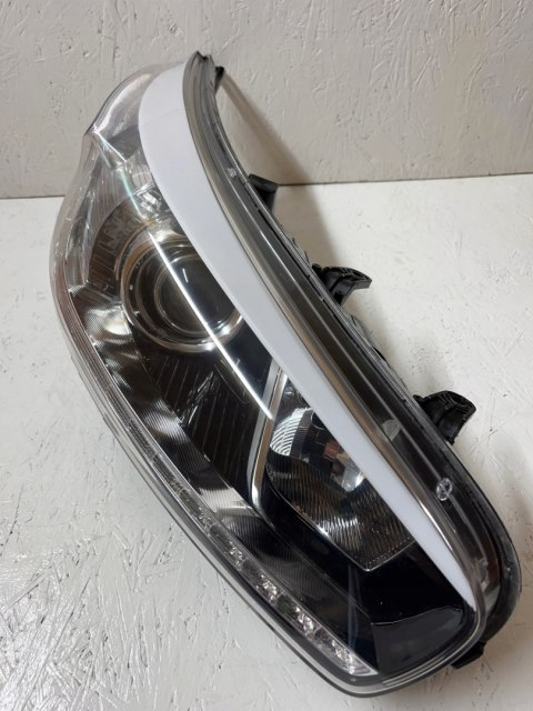LAMPA PRZEDNIA PRZÓD PRAWA KIA CEED 2 II XENON LED FV WYS 24H LAMPA PRZEDNIA PRZÓD PRAWA KIA CEED 2 II XENON LED FV WYS 24H