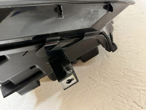 LEXUS NX LIFT REFLEKTOR PRAWY PRZEDNI ORG FV WYS 24H LEXUS NX LIFT REFLEKTOR PRAWY PRZEDNI ORG FV WYS 24H
