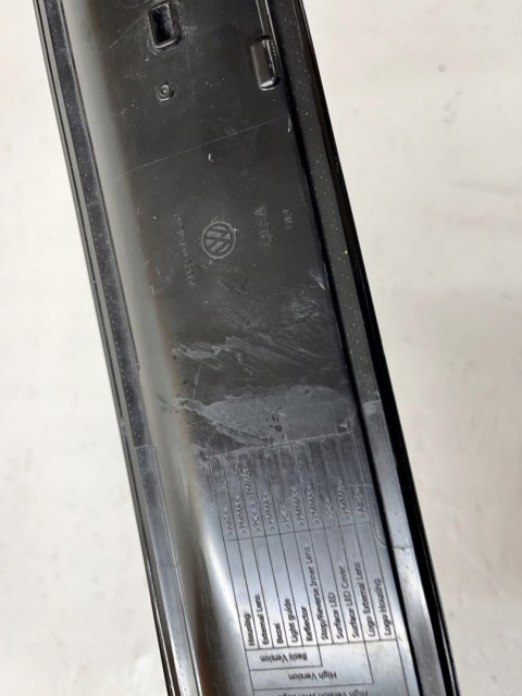 VW ID4 ID.4 LAMPA BLENDA KLAPA TYLNA TYŁ ORG FV WYS 24H VW ID4 ID.4 LAMPA BLENDA KLAPA TYLNA TYŁ ORG FV WYS 24H