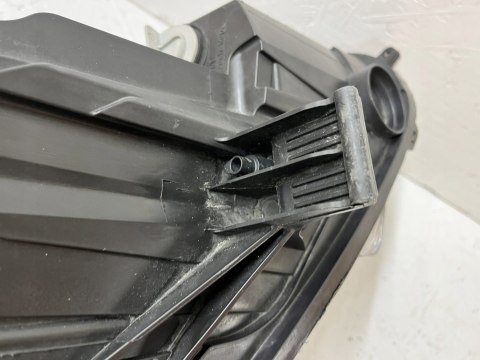 FORD FIESTA MK7 LIFT REFLEKTOR LEWY PRZEDNI C1BB-13W030CG ORG FV WYS 24H FORD FIESTA MK7 LIFT REFLEKTOR LEWY PRZEDNI C1BB-13W030CG ORG FV WYS 24H