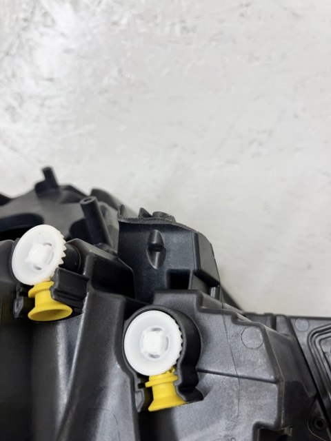 FULL LED SKODA KAROQ REFLEKTOR PRAWY PRZEDNI 57B941016B ORG FV WYS 24H FULL LED SKODA KAROQ REFLEKTOR PRAWY PRZEDNI 57B941016B ORG FV WYS 24H
