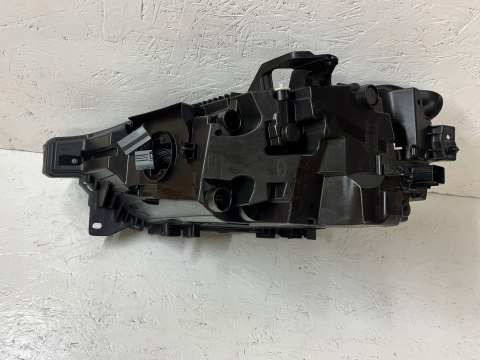 VOLVO XC60 II LIFT FULL LED REFLEKTOR PRAWY PRZEDNI ORG FV WYS 24H VOLVO XC60 II LIFT FULL LED REFLEKTOR PRAWY PRZEDNI ORG FV WYS 24H
