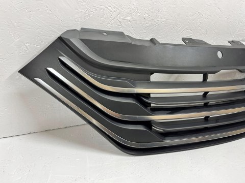GRILL ATRAPA ZDERZAKA IVECO DAILY V 5802799786 ORG WYS 24H FV GRILL ATRAPA ZDERZAKA IVECO DAILY V 5802799786 ORG WYS 24H FV