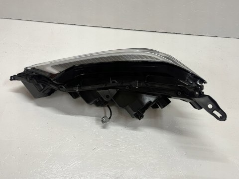 LEXUS UX FULL LED REFLEKTOR PRAWY ORG FV WYS 24H LEXUS UX FULL LED REFLEKTOR PRAWY ORG FV WYS 24H