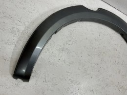 MITSUBISHI L200 POSZERZENIE LISTWA BŁOTNIK LEWY TYŁ MN117443 ORG FV WYS 24H