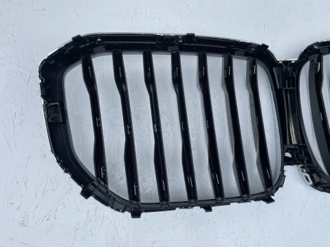 BMW X5 G05 ab Bj. 2018 - Niere Frontmaske Kühlergrill Grill Original BMW X5 G05 ab Bj. 2018 - Niere Frontmaske Kühlergrill Grill Original