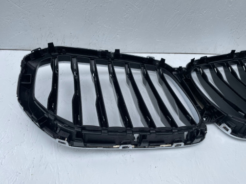 BMW X5 G05 ab Bj. 2018 - Niere Frontmaske Kühlergrill Grill Original BMW X5 G05 ab Bj. 2018 - Niere Frontmaske Kühlergrill Grill Original
