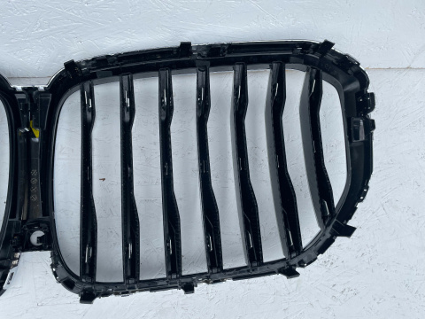 BMW X5 G05 kühlergrill nieren grill front Original BMW X5 G05 kühlergrill nieren grill front Original