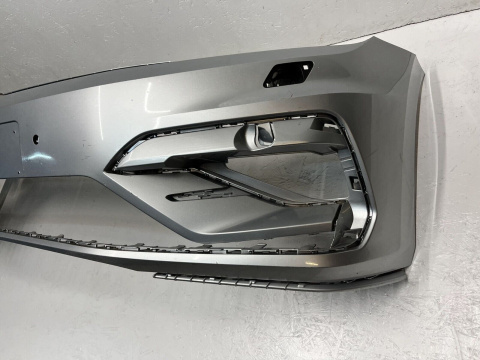 Volkswagen Touran 5T R line Stoßstange vorne front bumper Original mv80 Volkswagen Touran 5T R line Stoßstange vorne front bumper Original mv80