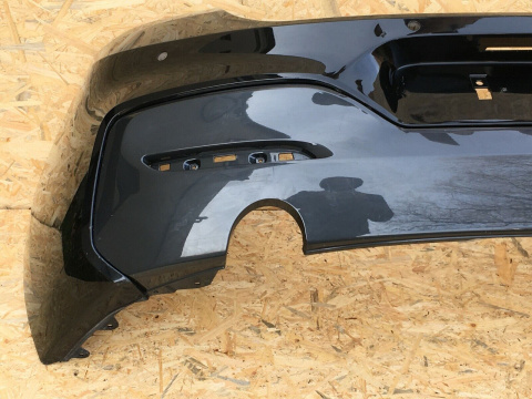 BMW 1er F20 LCI M paket Original Stoßstange hinten bg174 BMW 1er F20 LCI M paket Original Stoßstange hinten bg174