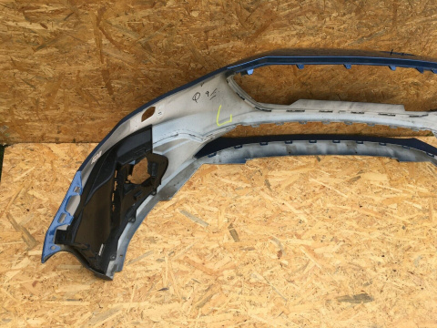 Ford Focus MK4 ab Bj. 2018 - ST Stoßstange vorne front bumper Original Ford Focus MK4 ab Bj. 2018 - ST Stoßstange vorne front bumper Original