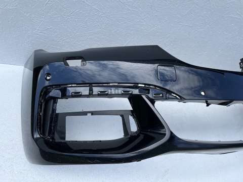 BMW 7er G11 G12 ab Bj. 2015- Stoßstange vorne front bumper original BMW 7er G11 G12 ab Bj. 2015- Stoßstange vorne front bumper original