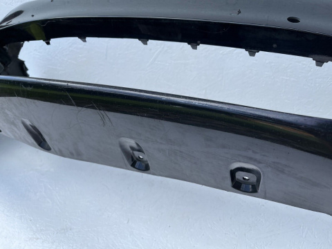 BMW 7er G11 G12 ab Bj. 2015- Stoßstange vorne front bumper original BMW 7er G11 G12 ab Bj. 2015- Stoßstange vorne front bumper original