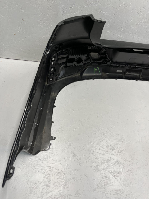 BMW 7er G70 M paket Bj.2022- Stoßstange hinten Rückseite Original mb513 BMW 7er G70 M paket Bj.2022- Stoßstange hinten Rückseite Original mb513