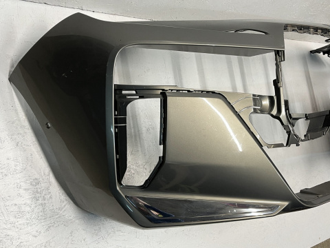 BMW 7er G70 M paket Bj.2022- Stoßstange vorne Vorderseite Original mb515 BMW 7er G70 M paket Bj.2022- Stoßstange vorne Vorderseite Original mb515