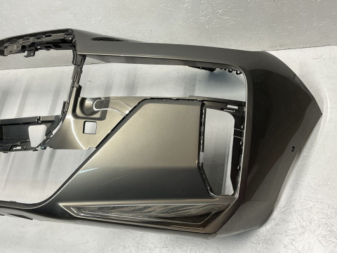 BMW 7er G70 M paket Bj.2022- Stoßstange vorne Vorderseite Original mb515 BMW 7er G70 M paket Bj.2022- Stoßstange vorne Vorderseite Original mb515