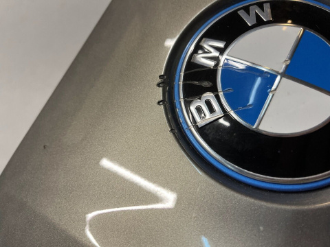 BMW 7er G70 M paket Bj.2022- Stoßstange vorne Vorderseite Original mb515 BMW 7er G70 M paket Bj.2022- Stoßstange vorne Vorderseite Original mb515