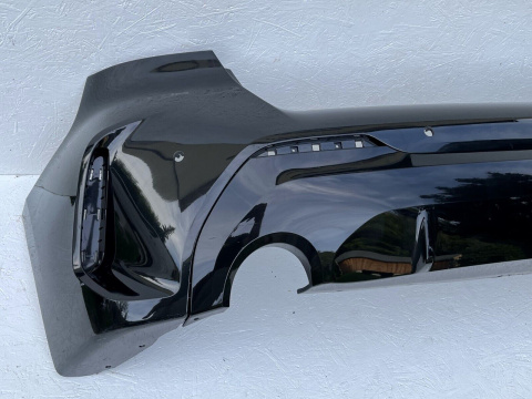 BMW 1er F40 M paket Stoßstange hinten rear bumper Original bw182 BMW 1er F40 M paket Stoßstange hinten rear bumper Original bw182