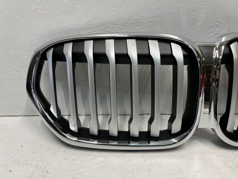 BMW X1 F48 LCI ab Bj. 2019 - Niere Frontmaske Kühlergrill Grill Original 8493450 BMW X1 F48 LCI ab Bj. 2019 - Niere Frontmaske Kühlergrill Grill Original 8493450