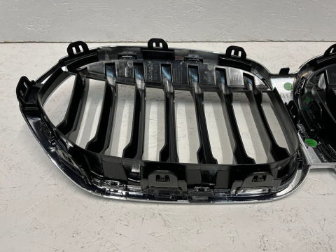BMW X1 F48 LCI ab Bj. 2019 - Niere Frontmaske Kühlergrill Grill Original 8493450 BMW X1 F48 LCI ab Bj. 2019 - Niere Frontmaske Kühlergrill Grill Original 8493450