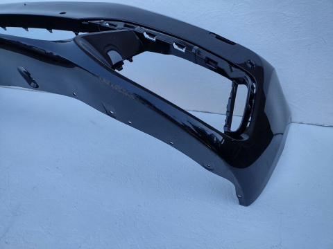 BMW 7er G11 G12 ab Bj. 2015- Stoßstange vorne front bumper original BG120 BMW 7er G11 G12 ab Bj. 2015- Stoßstange vorne front bumper original BG120