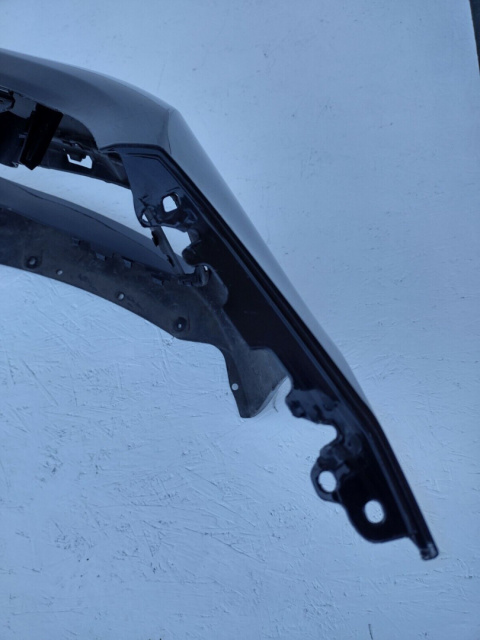 BMW 7er G11 G12 ab Bj. 2015- Stoßstange vorne front bumper original BG120 BMW 7er G11 G12 ab Bj. 2015- Stoßstange vorne front bumper original BG120