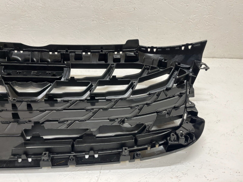 Audi A3 8y E-tron ab Bj.2024 - 8Y0853651AF kühlergrill Original Audi A3 8y E-tron ab Bj.2024 - 8Y0853651AF kühlergrill Original