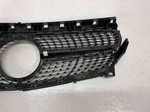 Mercedes CLA C117 X117 W117 A1178880600 GRILL ATRAPA ORG WYS 24H FV Mercedes CLA C117 X117 W117 A1178880600 GRILL ATRAPA ORG WYS 24H FV