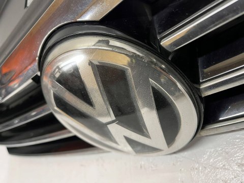 Volkswagen PASSAT B8 GRILL ATRAPA POD RADAR 3G0853653 ORG WYS 24H FV Volkswagen PASSAT B8 GRILL ATRAPA POD RADAR 3G0853653 ORG WYS 24H FV