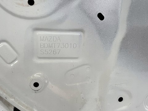 Mazda 3 MAZDA3 BP DRZWI LEWE TYLNE HB ORG WY 24H FV Mazda 3 MAZDA3 BP DRZWI LEWE TYLNE HB ORG WY 24H FV