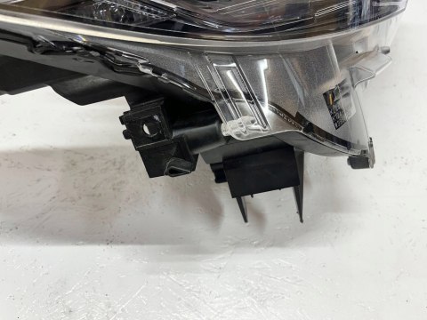 Mazda CX-5 II REFLEKTOR PRZEDNI PRAWY KB8N-51030 ORG WYS 24H FV Mazda CX-5 II REFLEKTOR PRZEDNI PRAWY KB8N-51030 ORG WYS 24H FV
