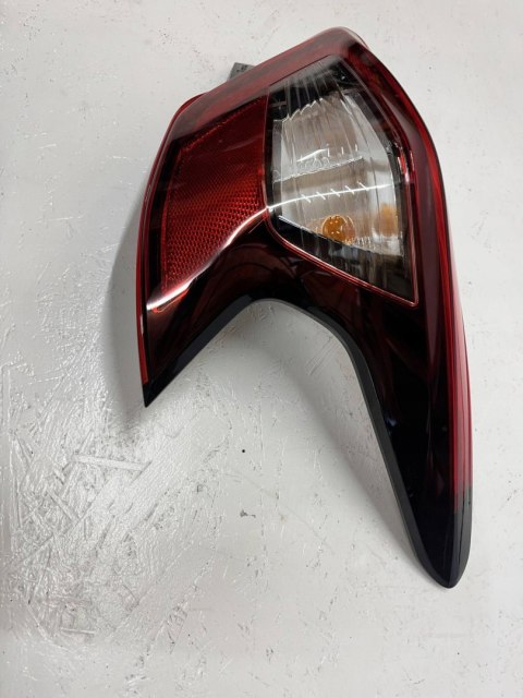 Nissan Micra K14 2017 Tył strona prawa Lampa tylna 220-18727 ORG FV Nissan Micra K14 2017 Tył strona prawa Lampa tylna 220-18727 ORG FV