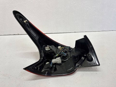 Nissan Micra K14 2017 Tył strona prawa Lampa tylna 220-18727 ORG FV Nissan Micra K14 2017 Tył strona prawa Lampa tylna 220-18727 ORG FV